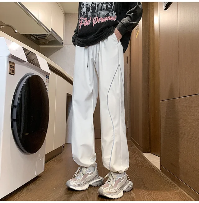 Men's Cream Retro Outdoor Hiking Pants Detail
