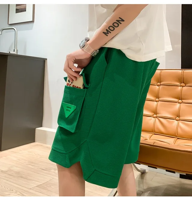 Oversize Men's Summer Athletic Shorts Detail