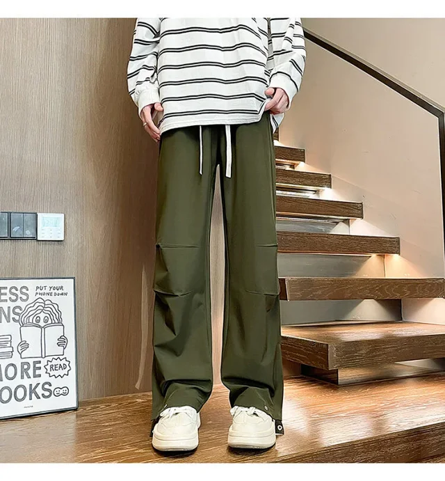 Men's Trendy Cargo Micro-flared Street Pants Detail
