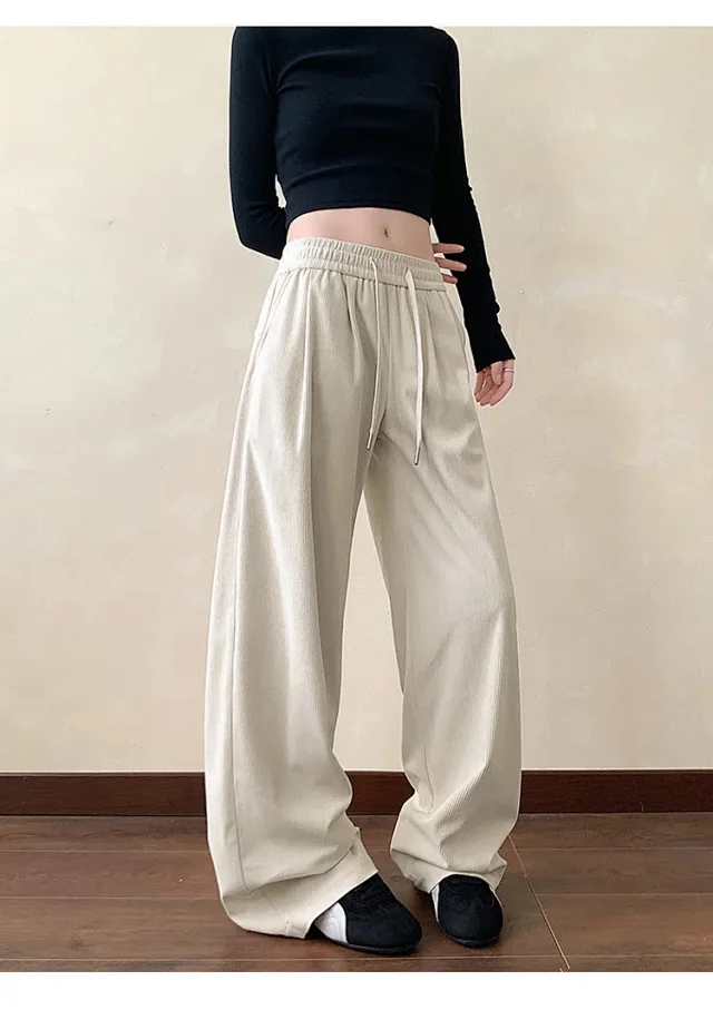 Khaki Wide-Leg Sport Pants Detail