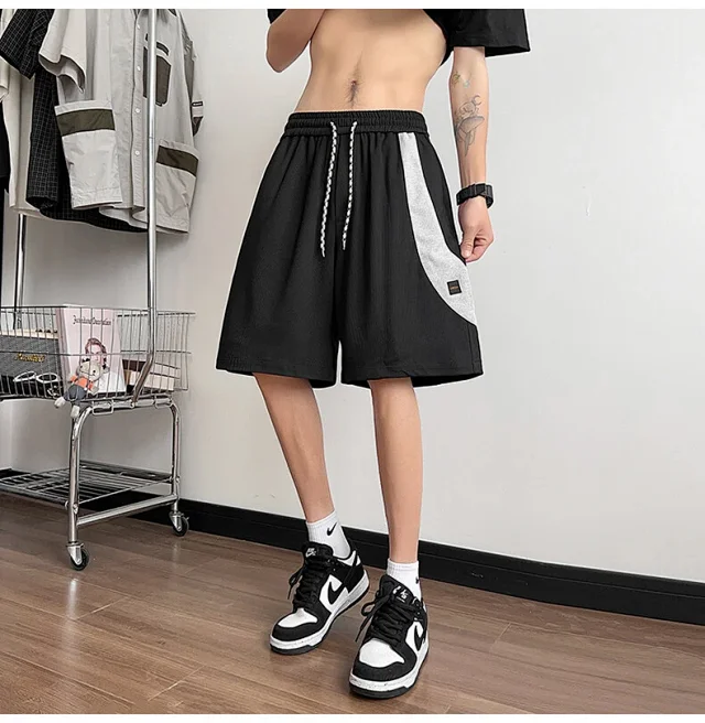Men's Color-blocking Athletic Shorts Detail
