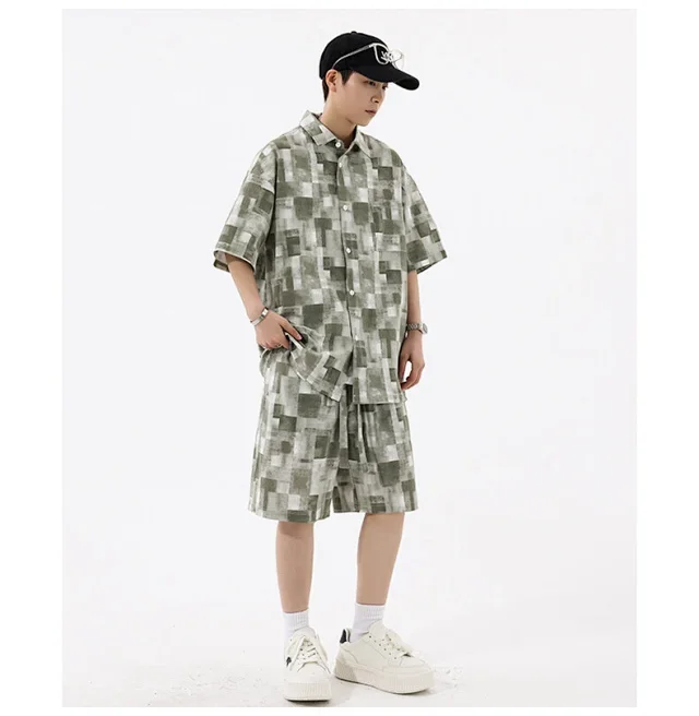 Men's Retro Plaid Short-Sleeve Shirt Suit Detail