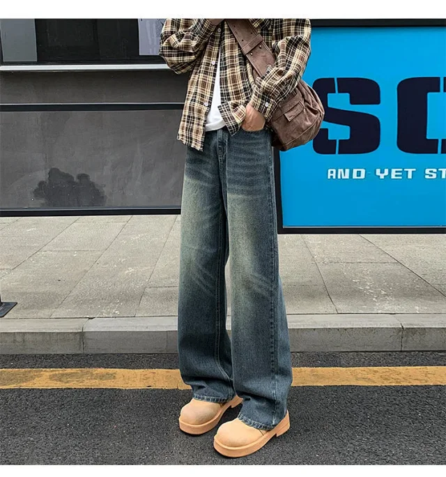 Vintage Washed Men's Straight Loose Wide-Leg Jeans Detail