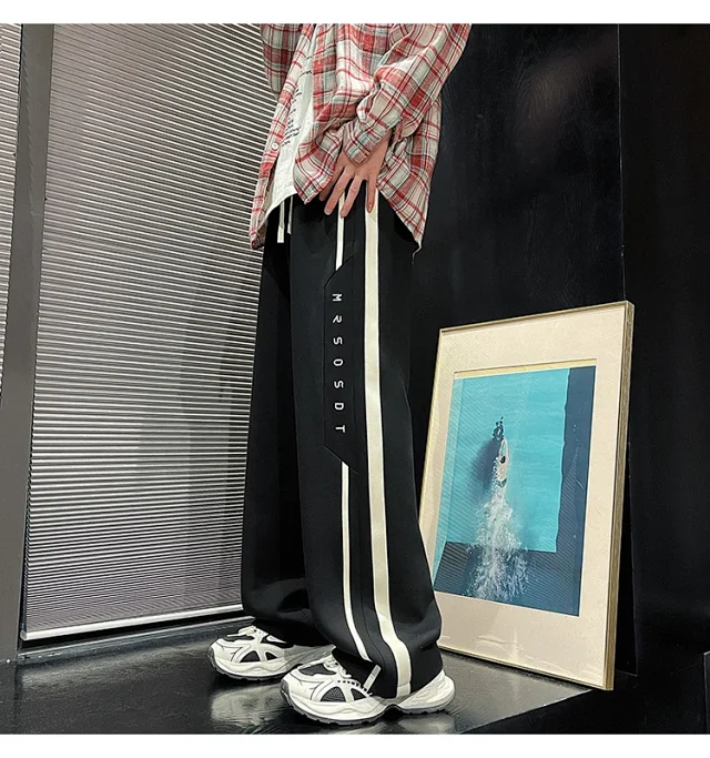 2025 Men's Sweatpants Oversize Loose Straight Trousers Detail