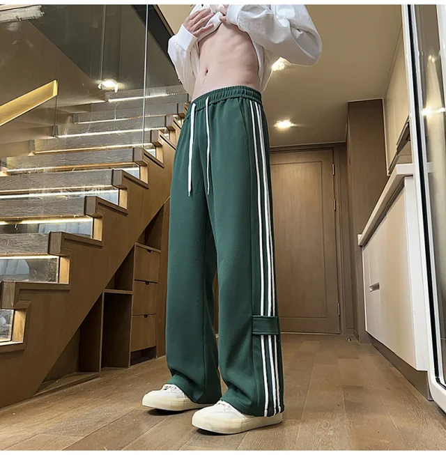 Striped Men's Sweatpants Detail
