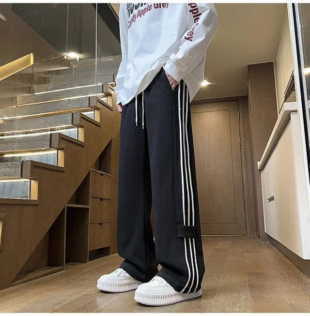 Striped Men's Sweatpants Detail