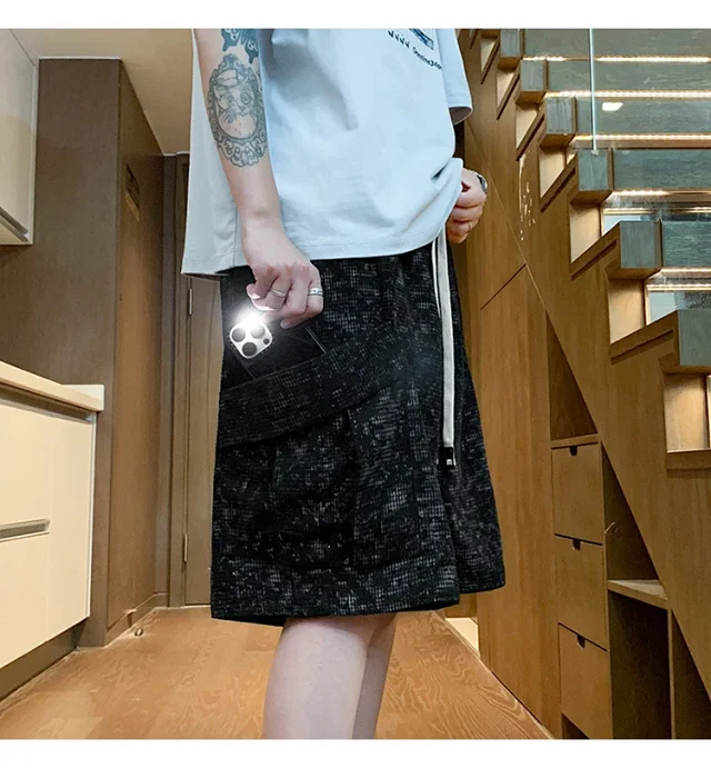 Men's Trendy Brand Black Shorts with Big Pockets Detail