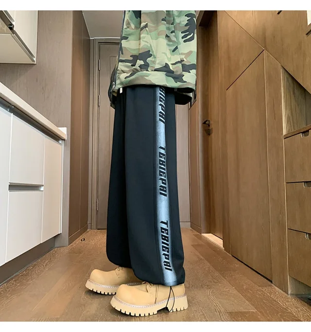 Men's 2025 Spring/Fall Oversize Wide-Leg Pants Detail