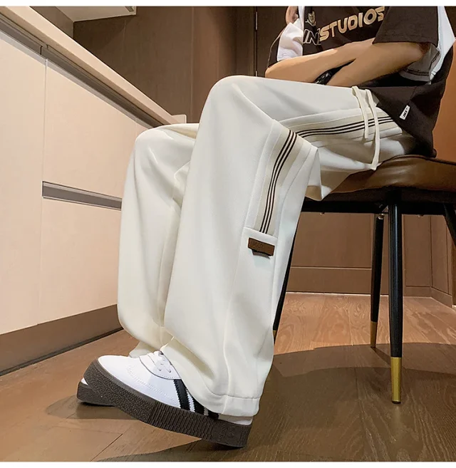 2025 Fall Men's Loose Streetwear Wide-Leg Pants Detail