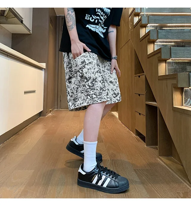 Men's Trendy Brand Black Shorts with Big Pockets Detail