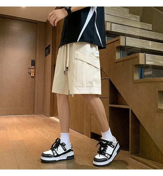 Summer Men's Cargo Shorts Detail