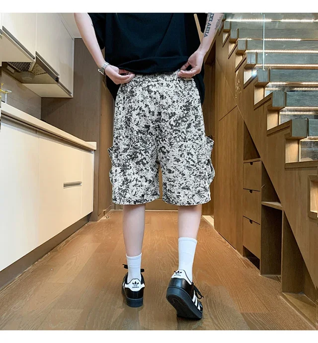 Men's Trendy Brand Black Shorts with Big Pockets Detail