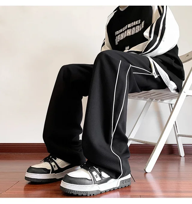 Men's Oversize Striped Pants (Spring) Detail