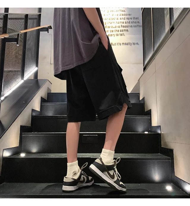 Men's Summer Workwear Athletic Shorts Detail