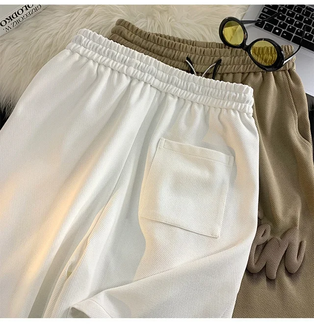 2025 Men's Foam Print Vibe Shorts Detail