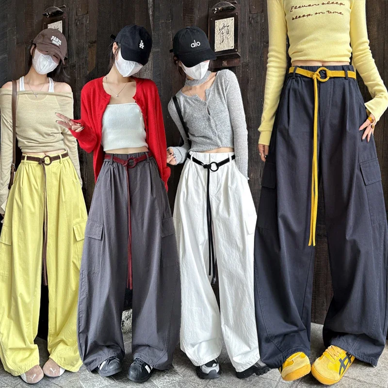 American High-waisted Slimming Cargo Pants