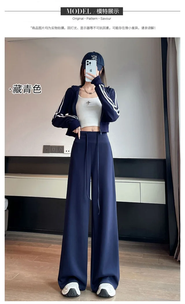 Grey American-style Women's Sweatpants Detail