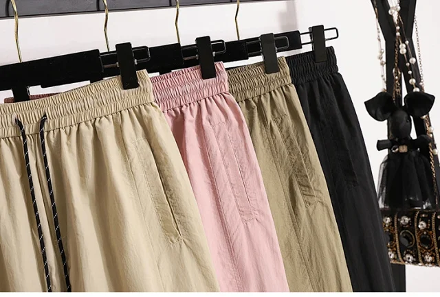 Women's 2025 Summer New High-waist Slimming Cargo Pants Detail