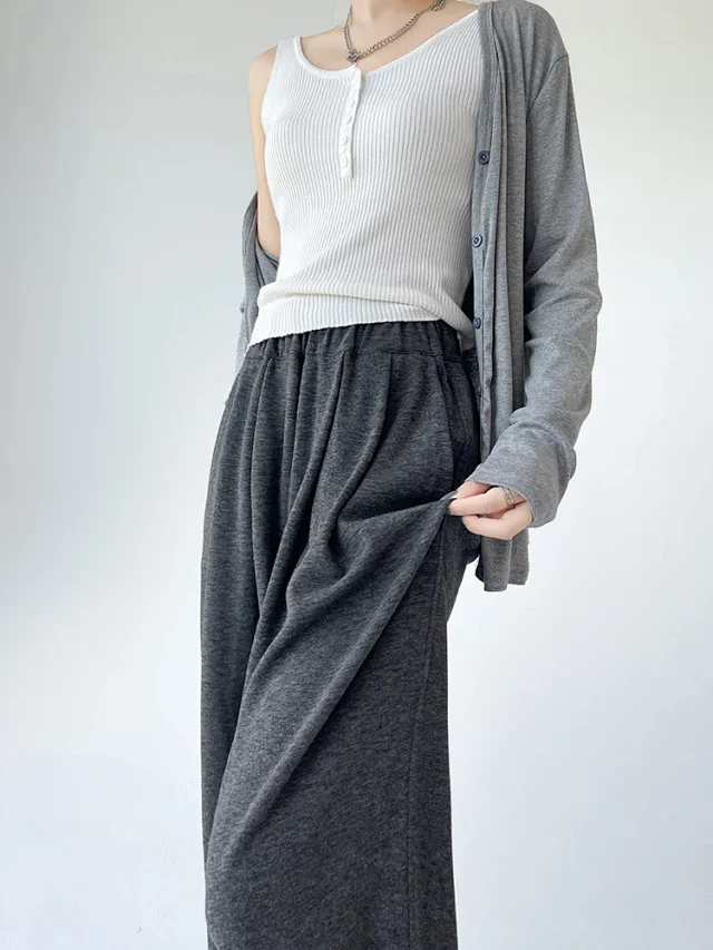 2025 Early Autumn Loose Wide - leg Pants for Women Detail