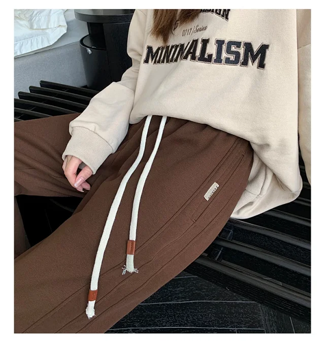 2025 Early Fall Women's Patchwork Joggers Detail