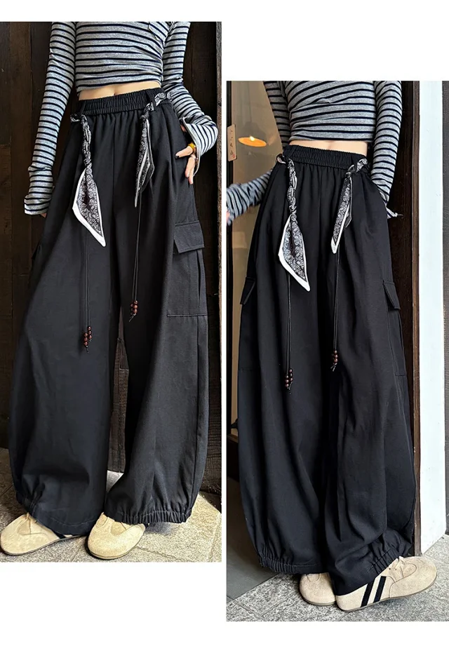 2025 Fall New 2 - Way Women's Cargo Pants Detail