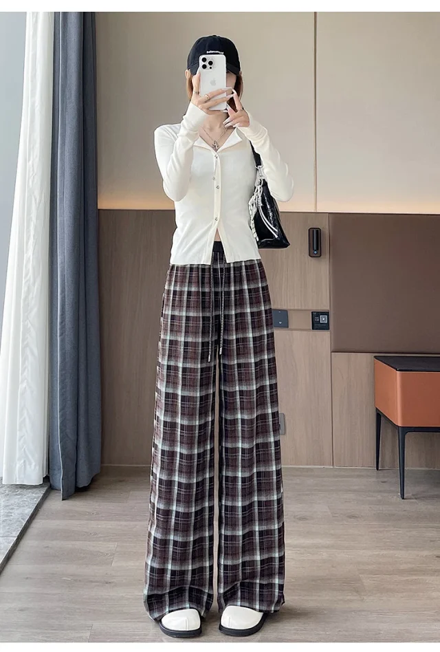 Women's Vintage Plaid Loose High-Waist Pants Detail