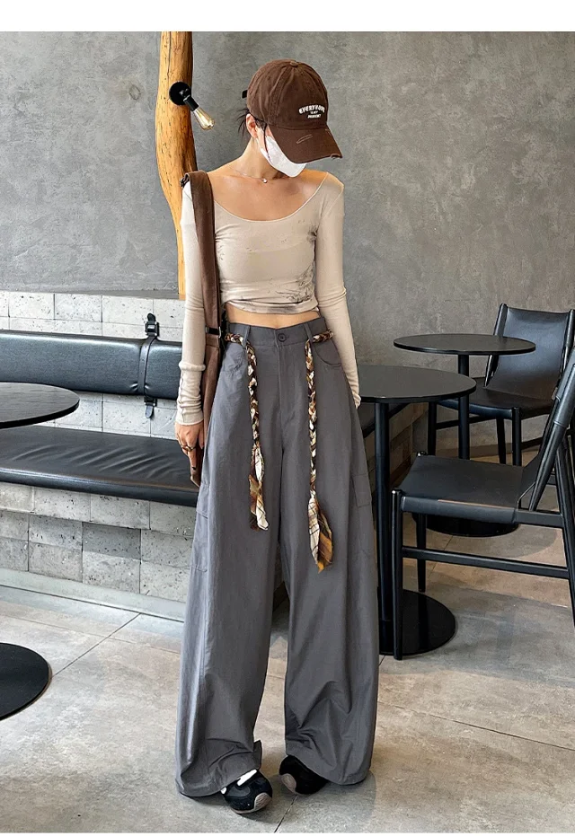2025 Women's High-Waist Baggy Wide-Leg Cargo Pants Detail