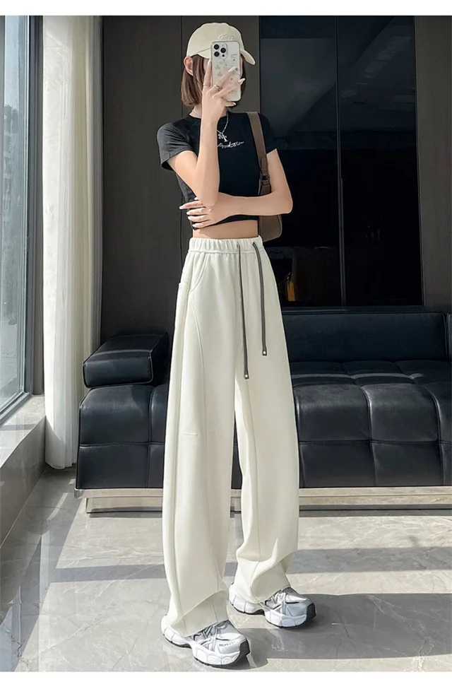 Korean-style Loose Straight Leg Pants 2025 Fall Detail