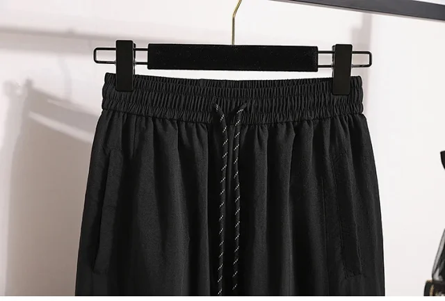 Women's 2025 Summer New High-waist Slimming Cargo Pants Detail