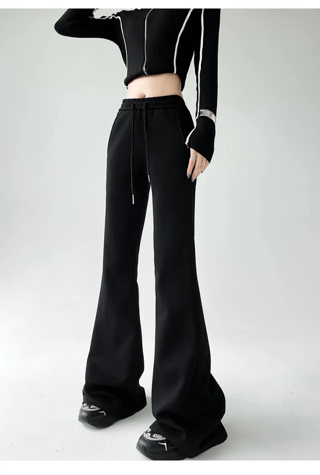 2025 Fall Women's Maillard Horseshoe Pants - High-Waisted, Slimming, American Micro-Flare Long Pants Detail
