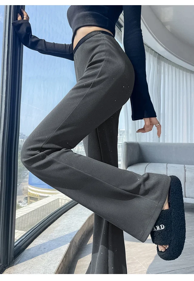2025 Fall Women's Micro Flared Trousers Detail