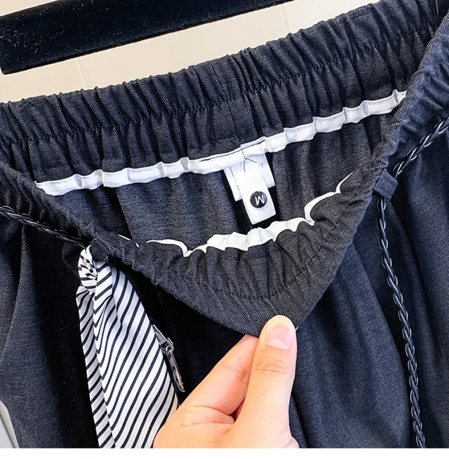 Korean-style Age-defying Wide-leg Casual Pants for Women Detail