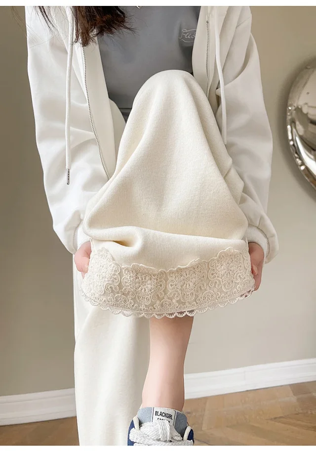 Autumn New Lace Wide-Leg Pants for Women Detail