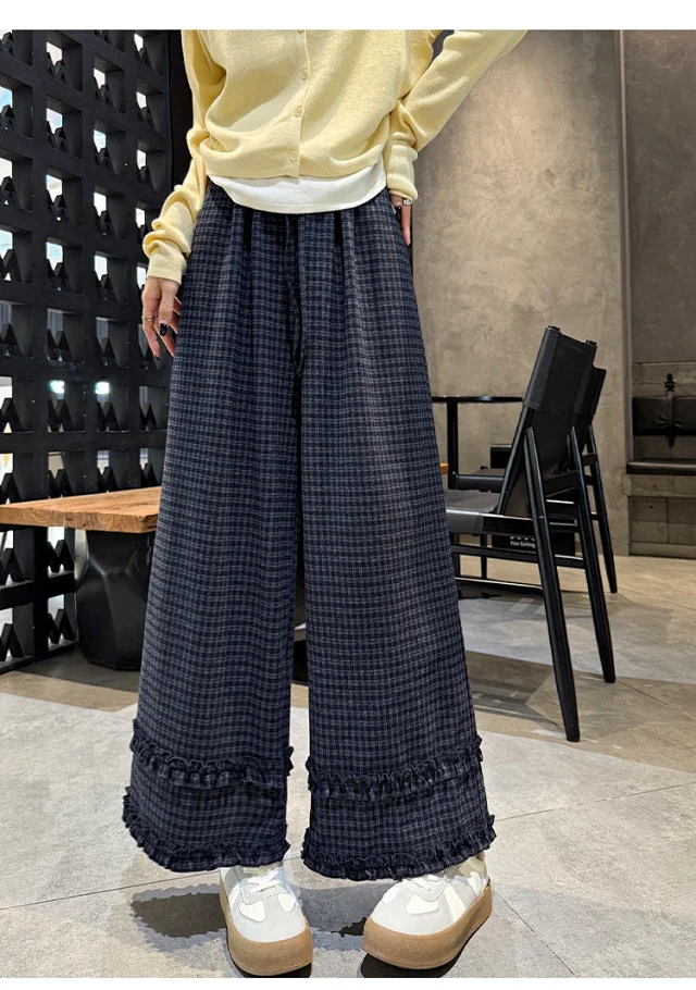 2025 Autumn Women's Ruffled Plaid Wide - leg Pants Detail