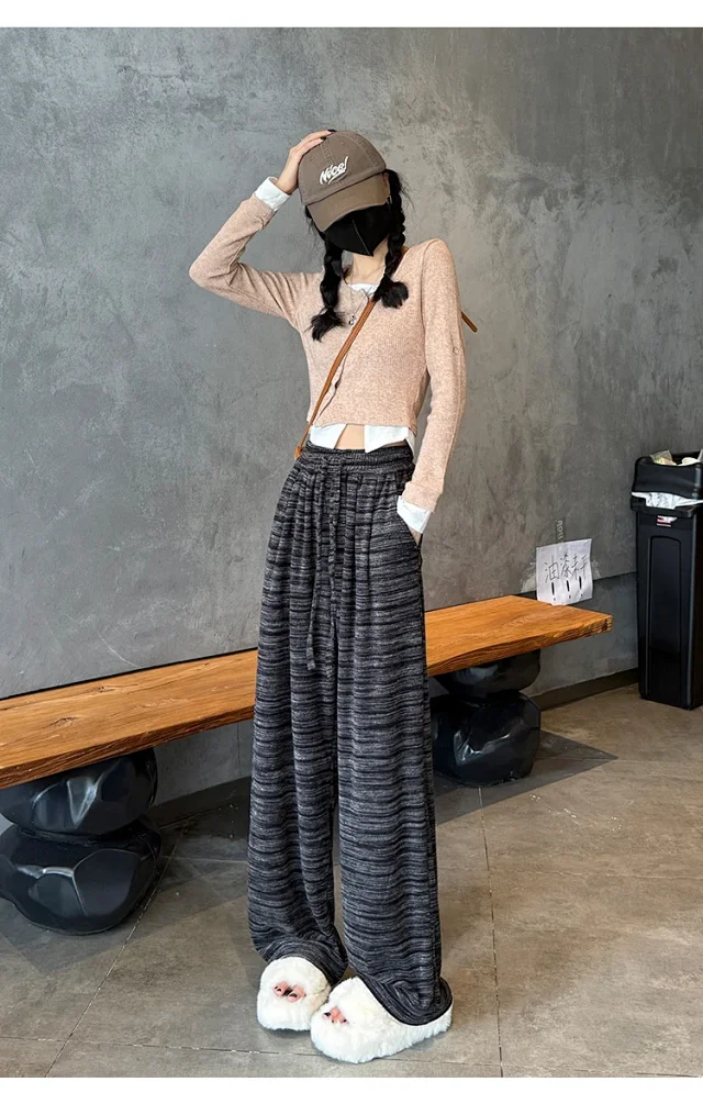 Women's Tie - Dye Wide - Leg Pants Detail