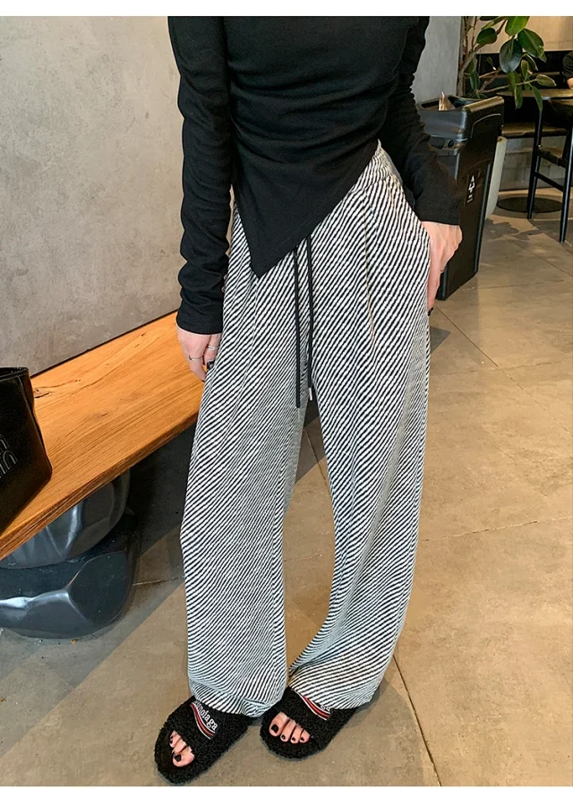 Shiny Striped Wide-Leg Pants for Women Detail