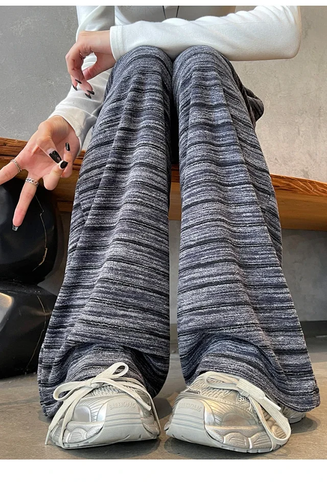 Women's Tie - Dye Wide - Leg Pants Detail