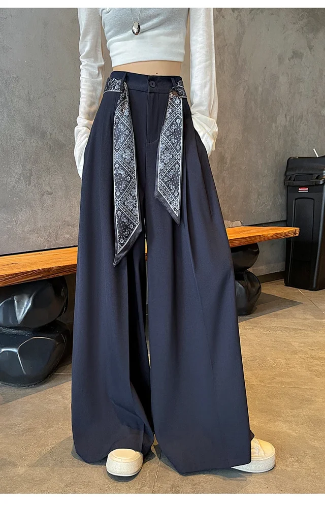 2025 Women's Silk-belted Drapey Wide-leg Pants Detail