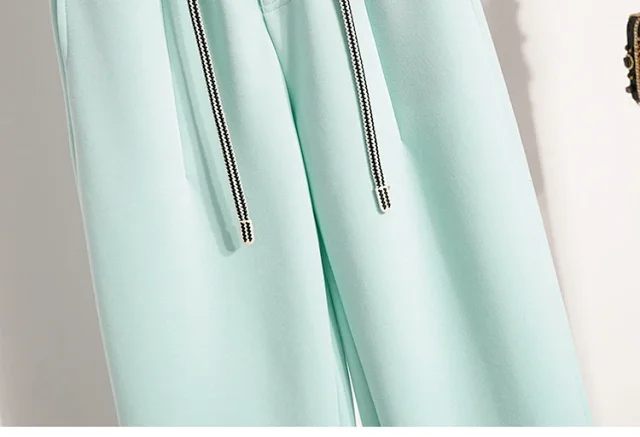 European-style Scimitar Pants Spring 2025 New Detail