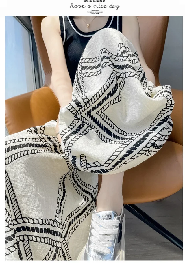 Vintage Qian-style Ice Silk Linen Wide-leg Pants Detail