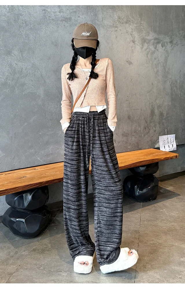 Women's Tie - Dye Wide - Leg Pants Detail