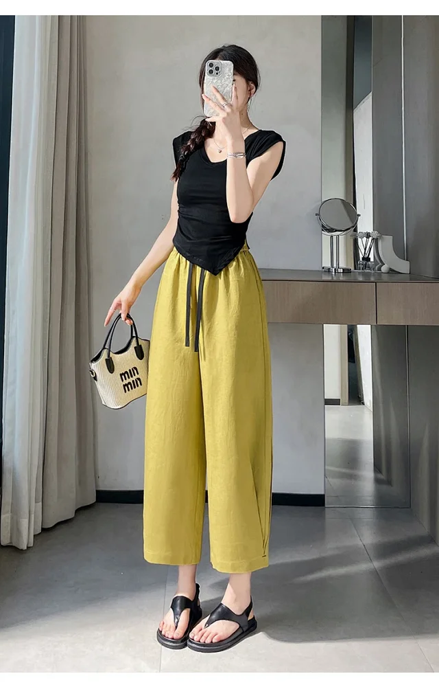 Women's Wide - leg Pants Detail