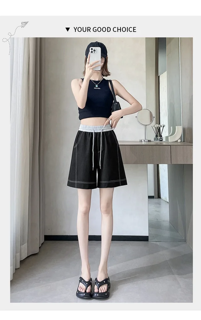 Old Money Style Asymmetric Denim Shorts Detail