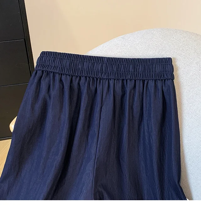 2025 Summer Ice Silk Wide-leg Pants for Petite Women Detail