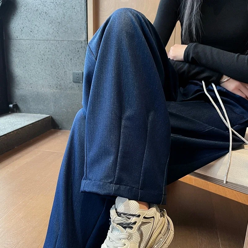 Women's Wide-Leg Jeans with Elastic Waist