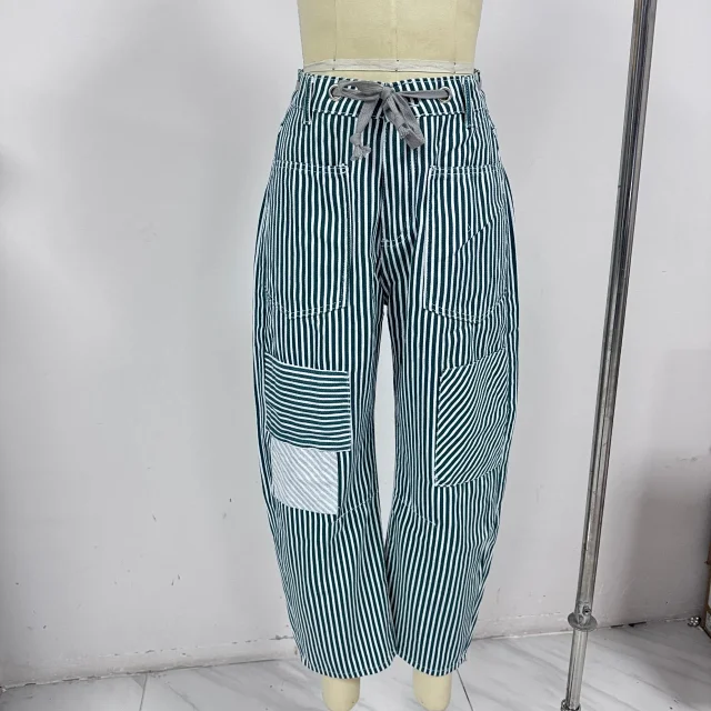 Mid-waist Striped Wide-leg Pants Detail