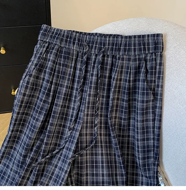 Vintage Waist Tie Plaid Wide-Leg Pants Detail