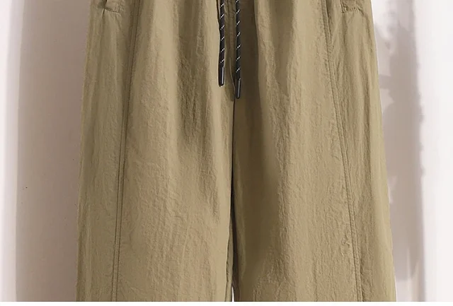 Women's 2025 Summer New High-waist Slimming Cargo Pants Detail