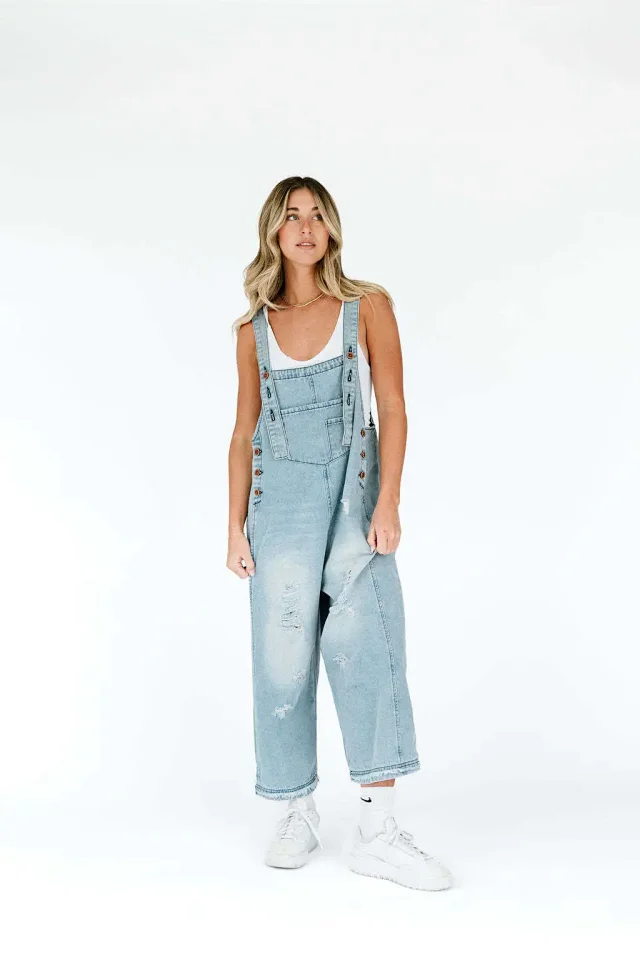 Vintage Distressed Wide-Leg Denim Overalls for Women Detail