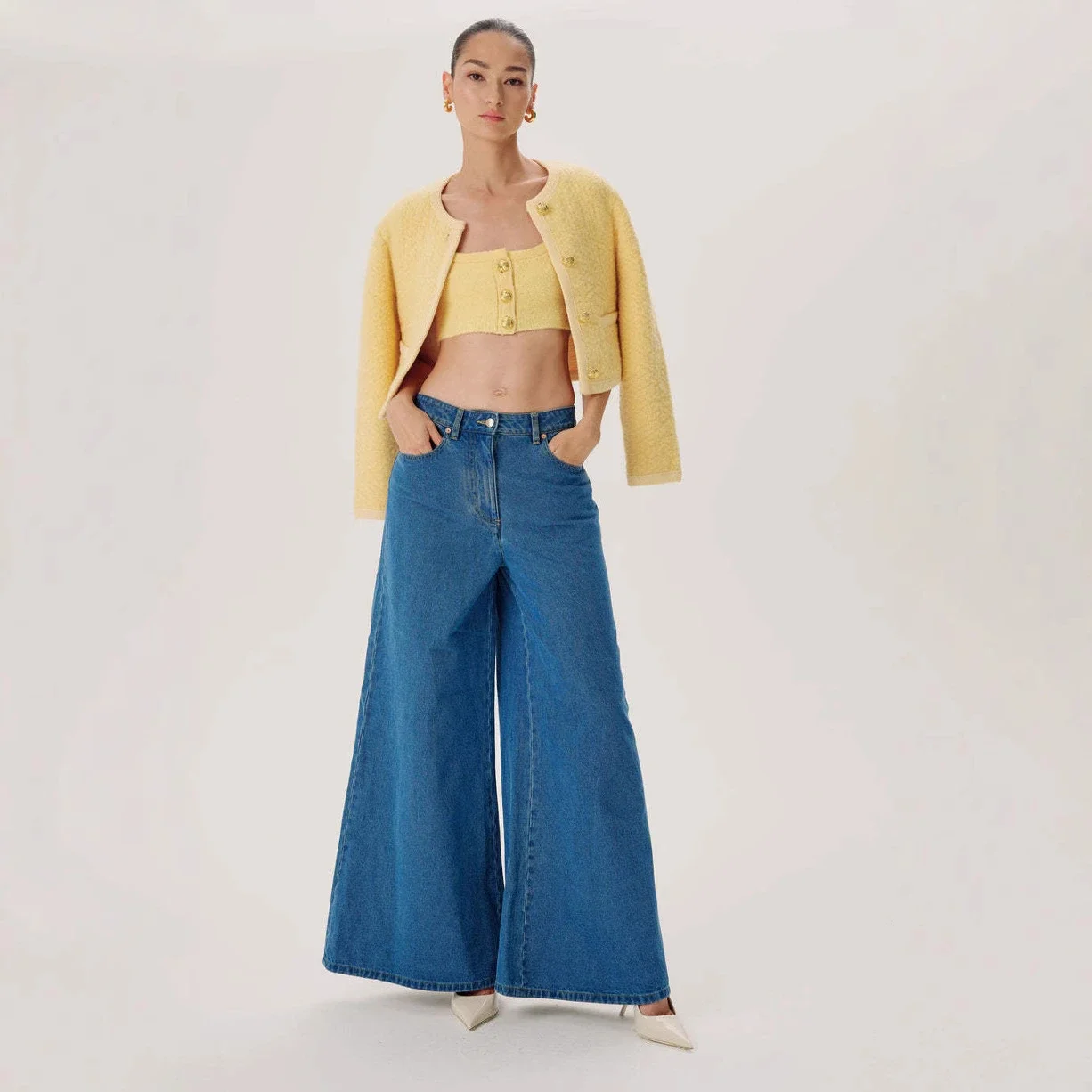 Women's High-Waist Flared Jeans